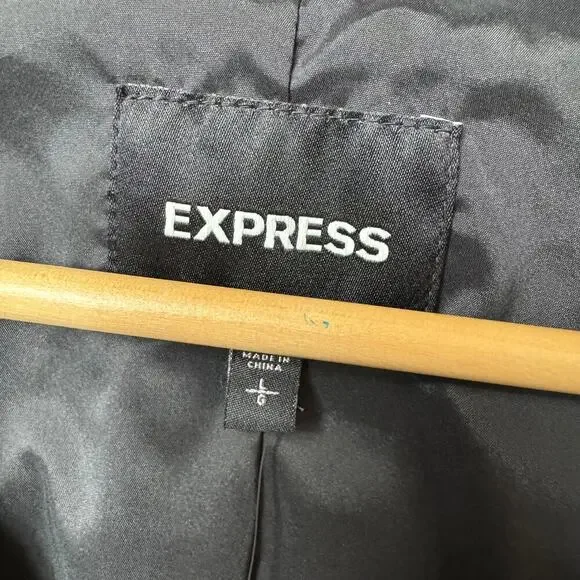 Express black faux leather quilted moto jacket size large NWT - Picture 6 of 9